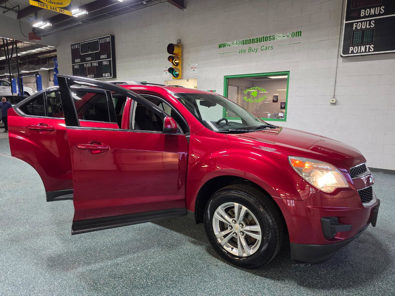 Used 2015 Chevrolet Equinox LT image 1