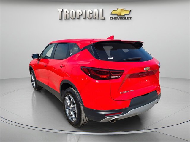 Used 2024 Chevrolet Blazer LT image 3