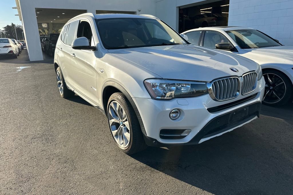 Used 2016 BMW X3 xDrive28d image 2