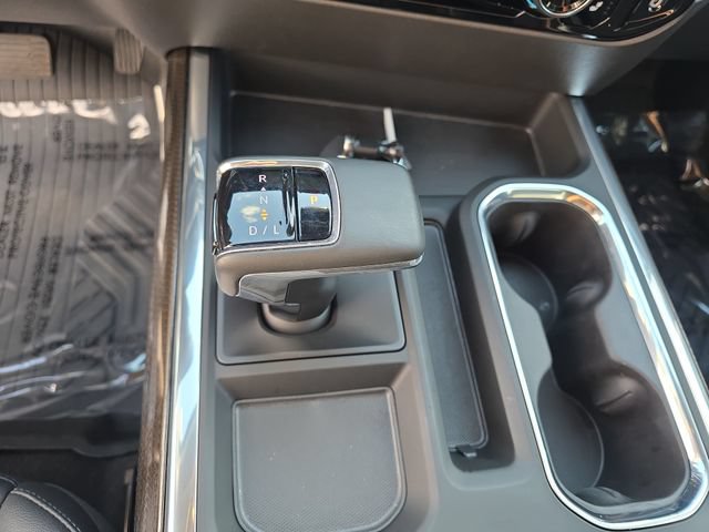 Used 2025 Chevrolet Silverado 1500 LT Trail Boss w/ Convenience Package II AWD/4WD image 26