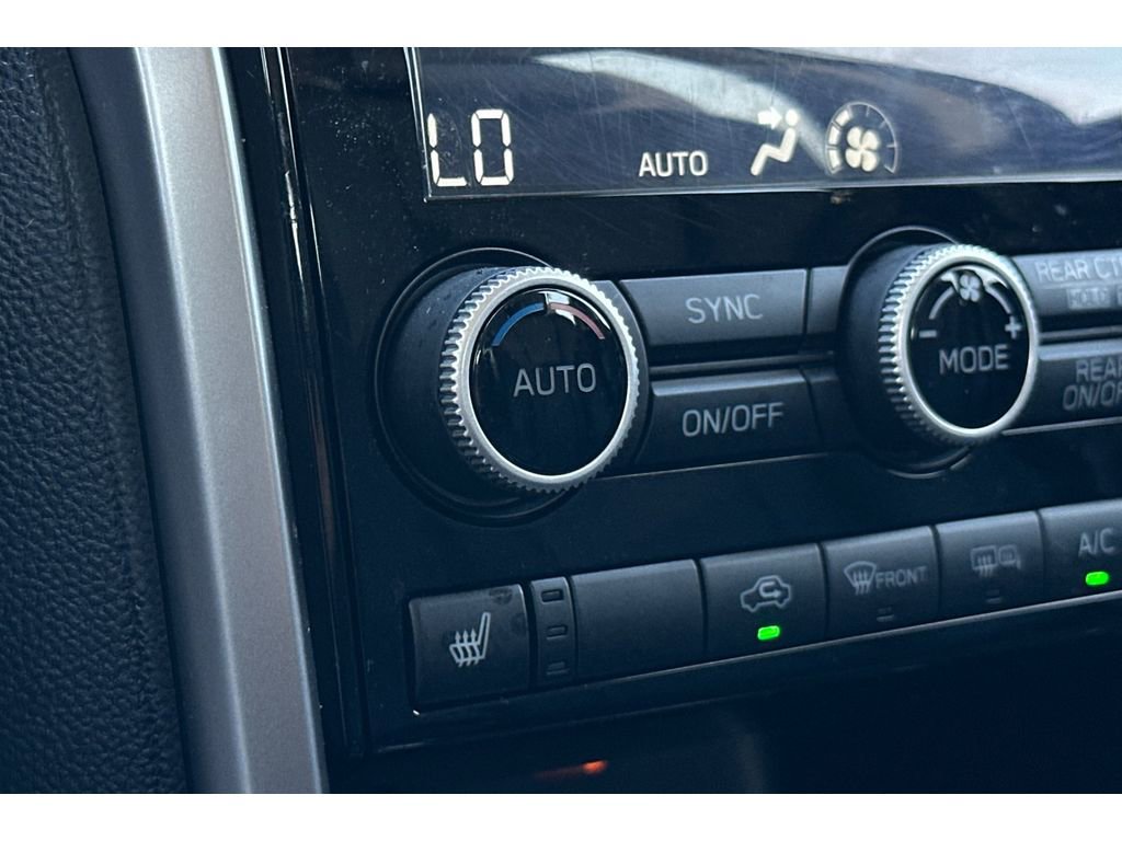 Used 2020 Subaru Ascent Limited w/ Popular Package #2A image 30