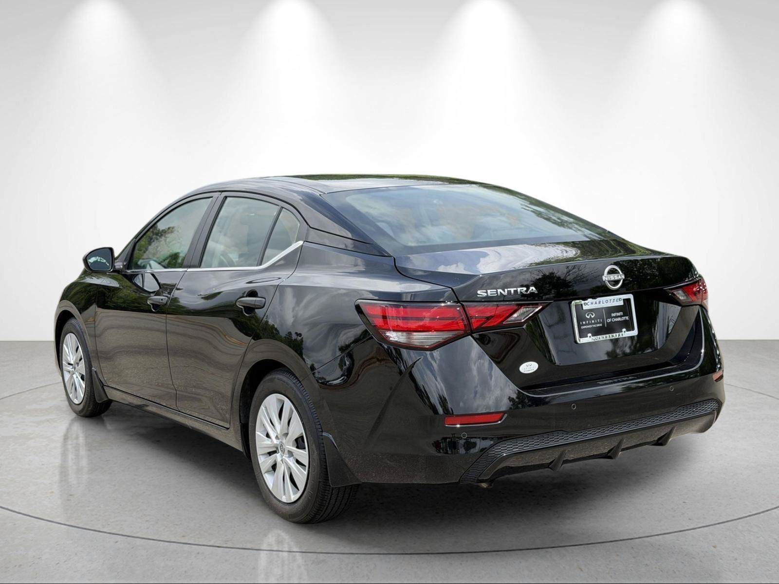 Used 2024 Nissan Sentra S FWD image 3