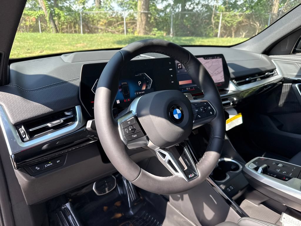 New 2026 BMW X2 xDrive28i w/ Technology Package AWD/4WD image 13