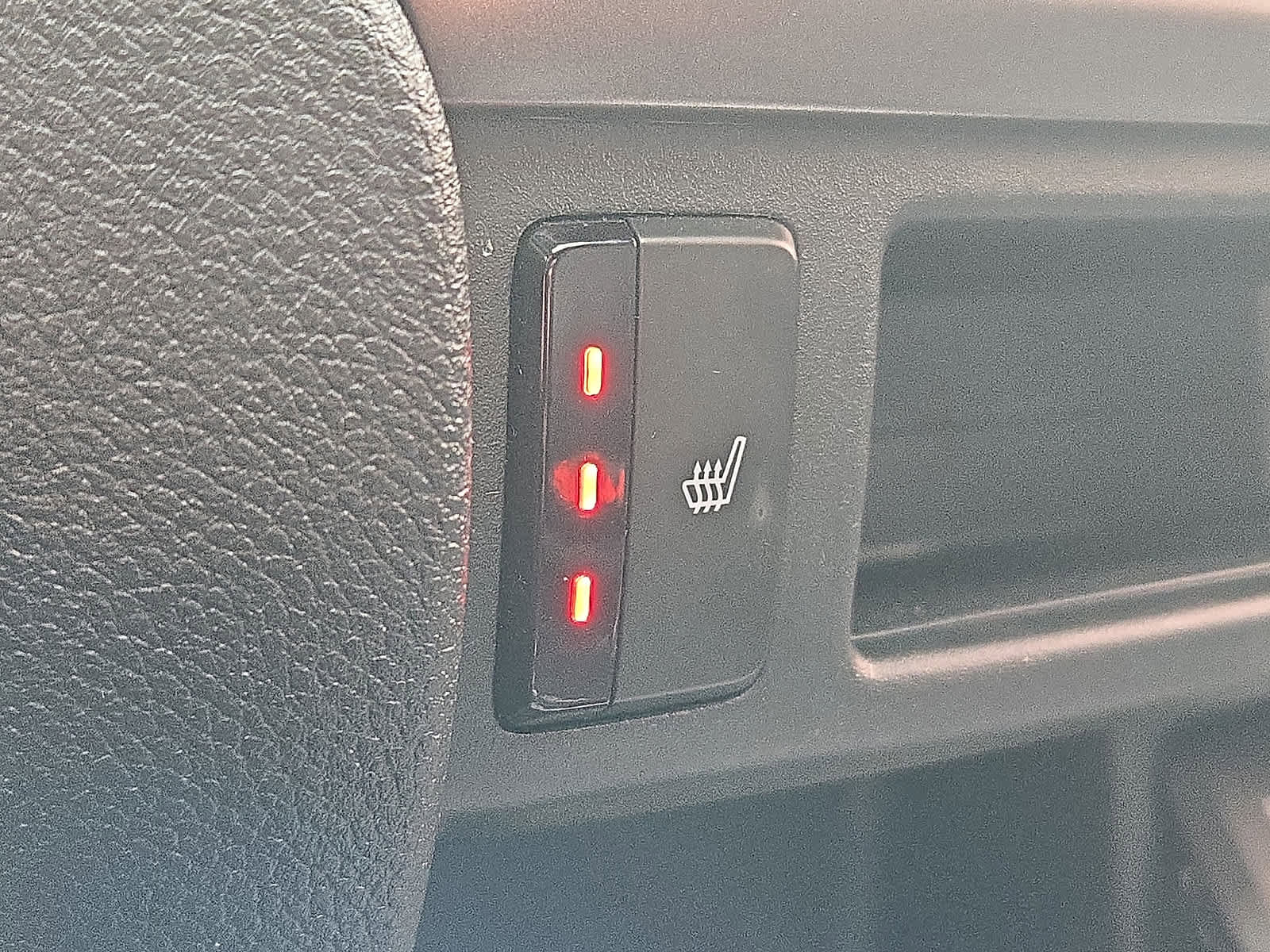 Used 2023 Honda Passport EX-L image 27