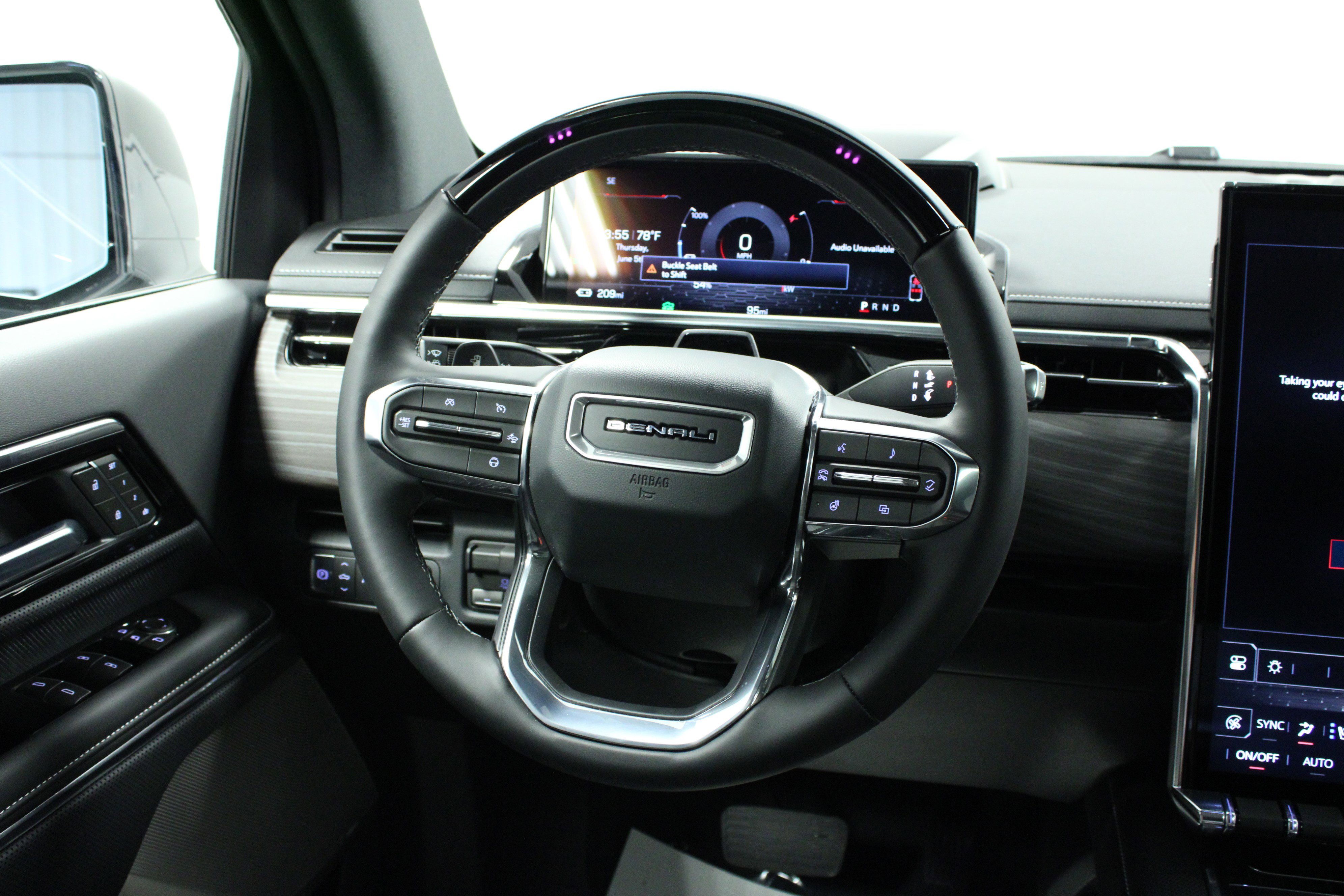 New 2025 GMC Sierra EV Denali image 18