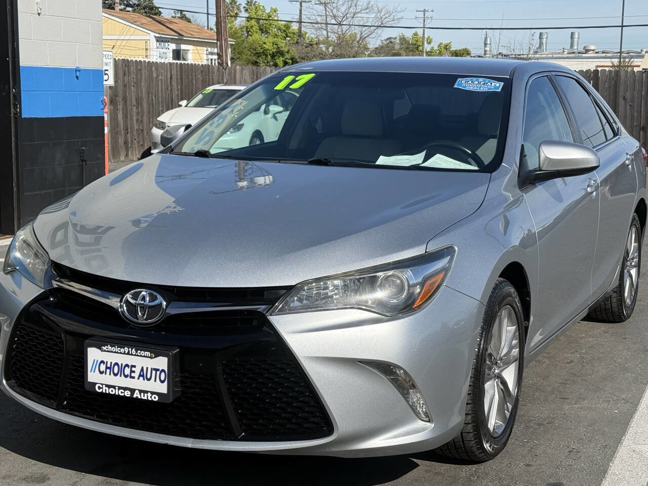 Used 2017 Toyota Camry SE image 17