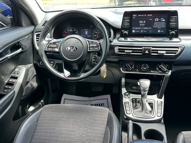 Used 2021 Kia Seltos S AWD/4WD image 16