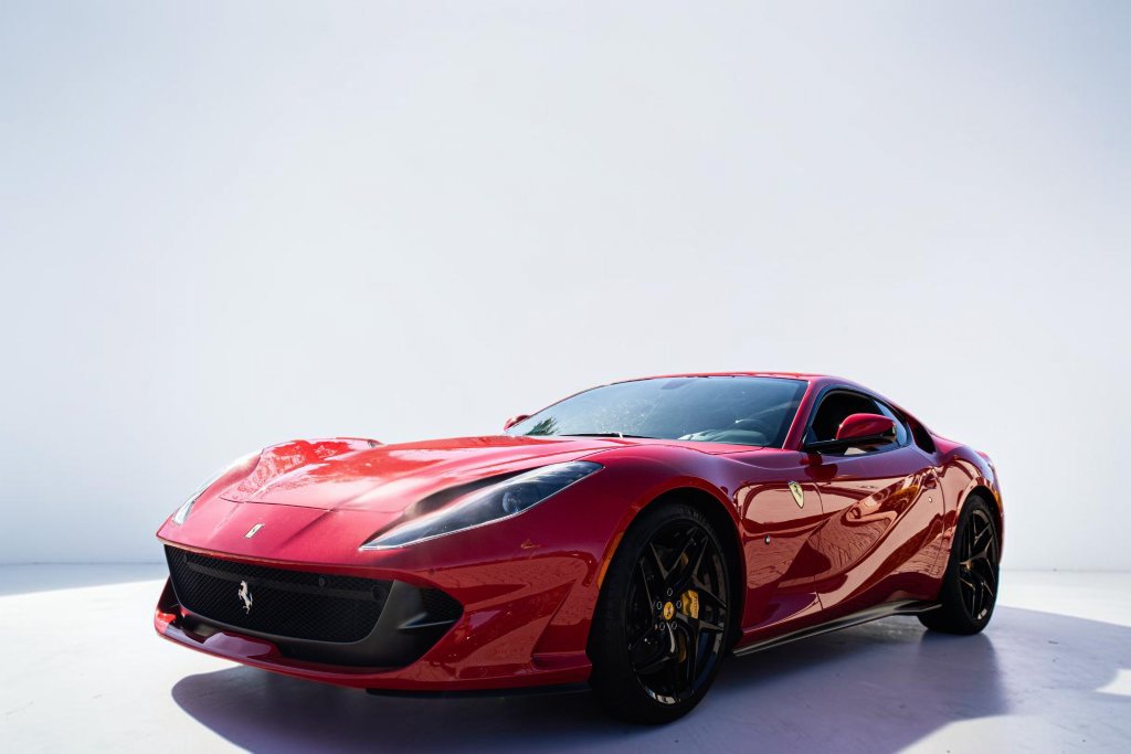 Certified 2018 Ferrari 812 Superfast RWD image 30