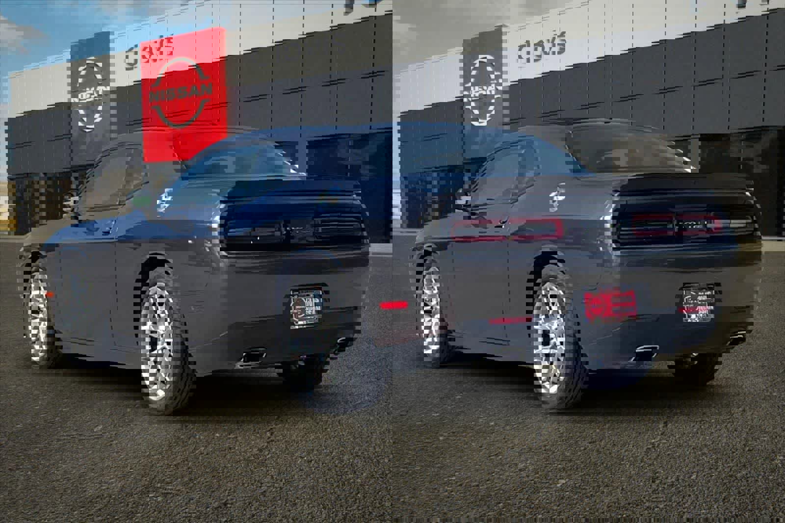 Used 2023 Dodge Challenger GT image 7