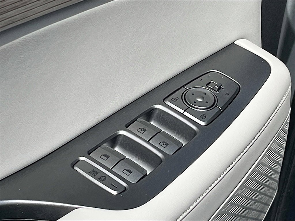 Used 2022 Hyundai Palisade SEL w/ 8P Bench Seat Package image 18