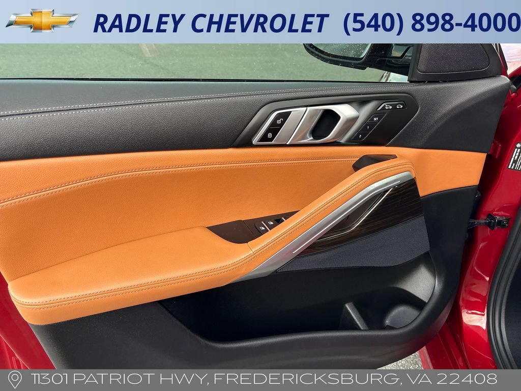Used 2021 BMW X6 xDrive40i w/ M Sport Package AWD/4WD image 5