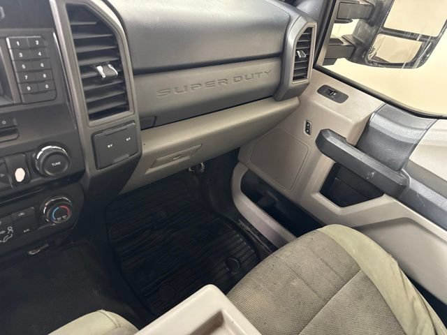 Used 2017 Ford F250 XL w/ Power Equipment Group AWD/4WD image 26