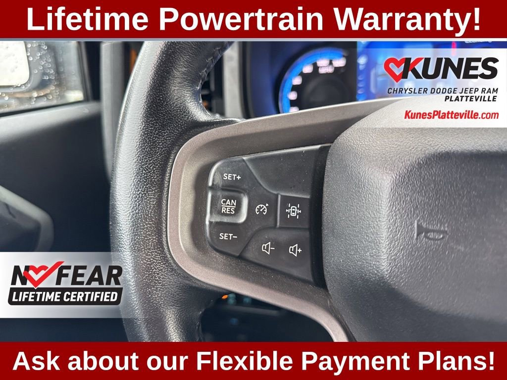 Used 2023 Ford Bronco Badlands image 24