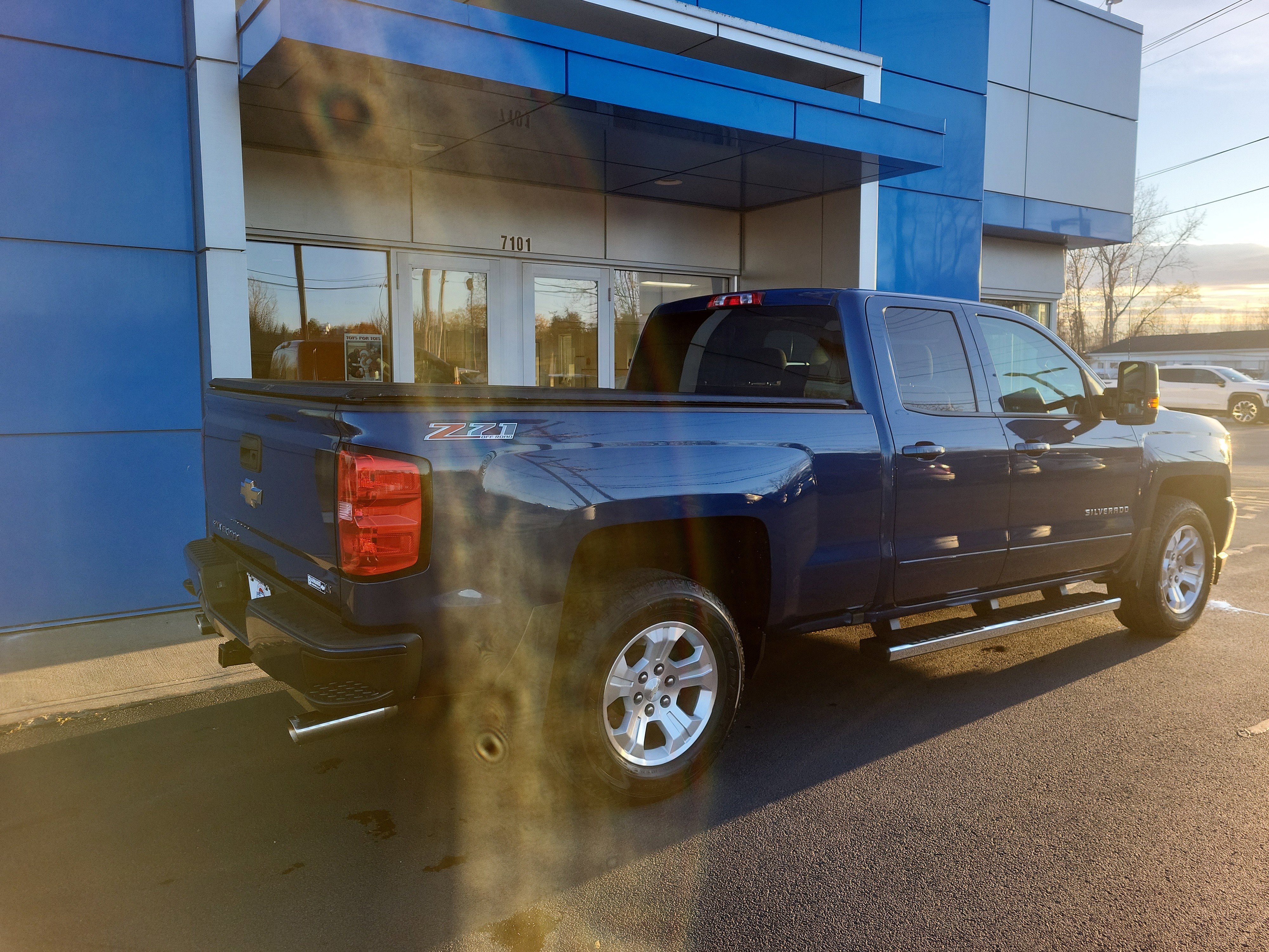 Certified 2017 Chevrolet Silverado 1500 LT w/ All Star Edition image 12