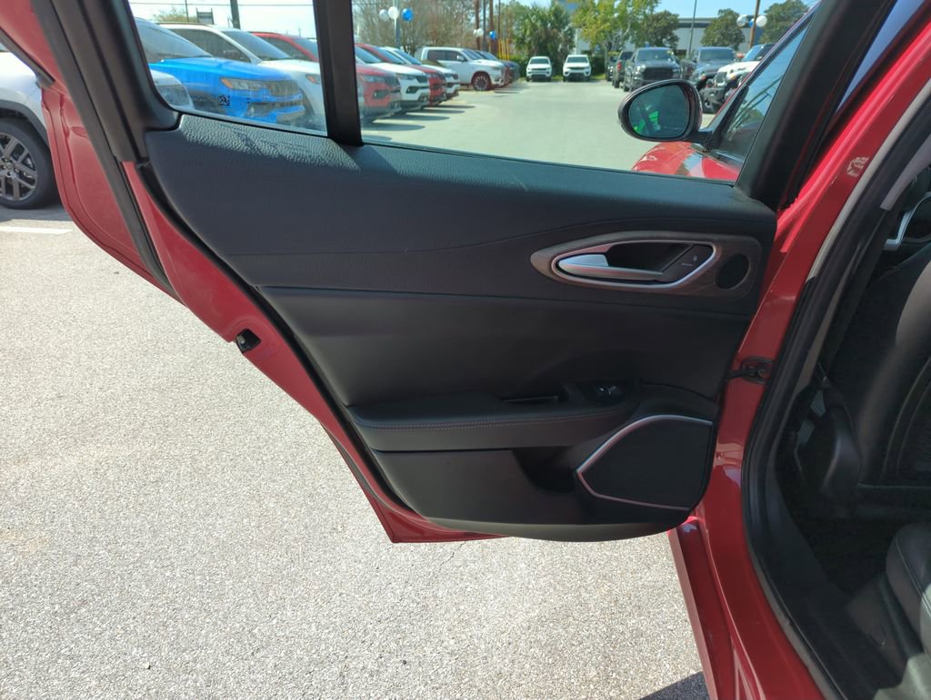 Used 2019 Alfa Romeo Giulia Ti image 27
