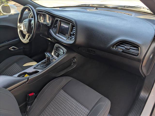 Used 2019 Dodge Challenger SXT RWD image 15