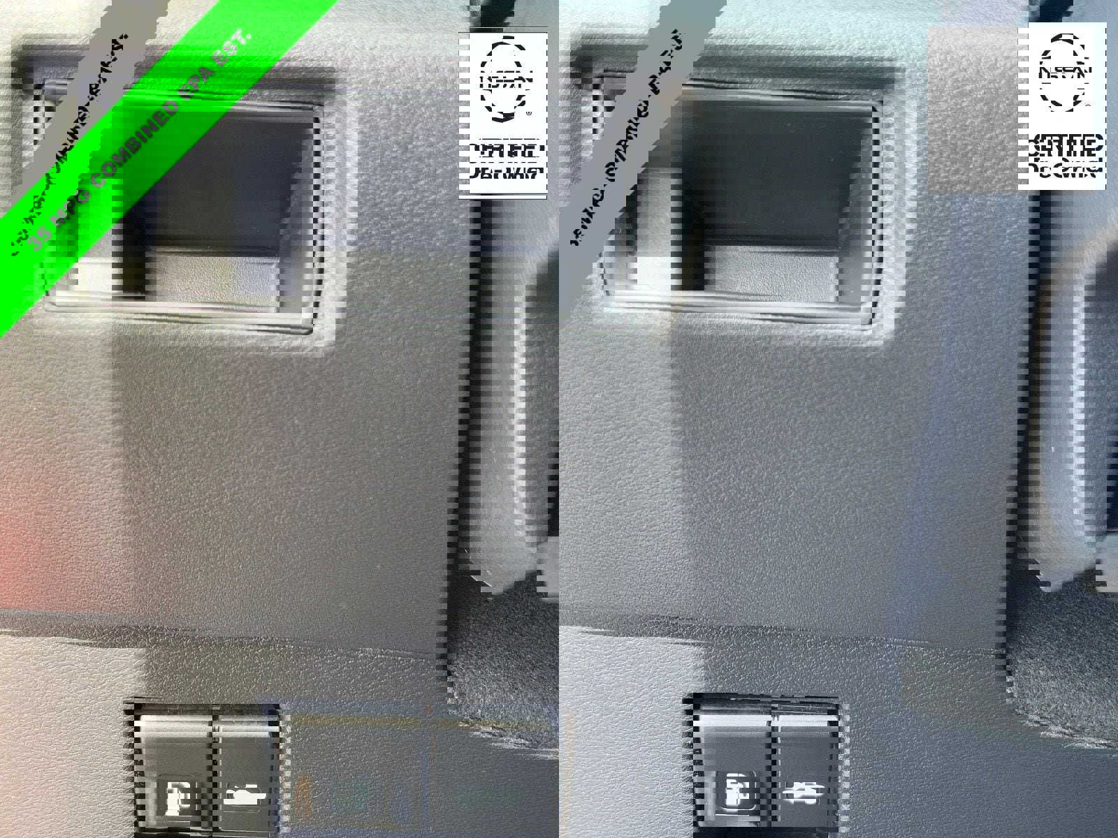 Certified 2025 Nissan Versa SV FWD image 28