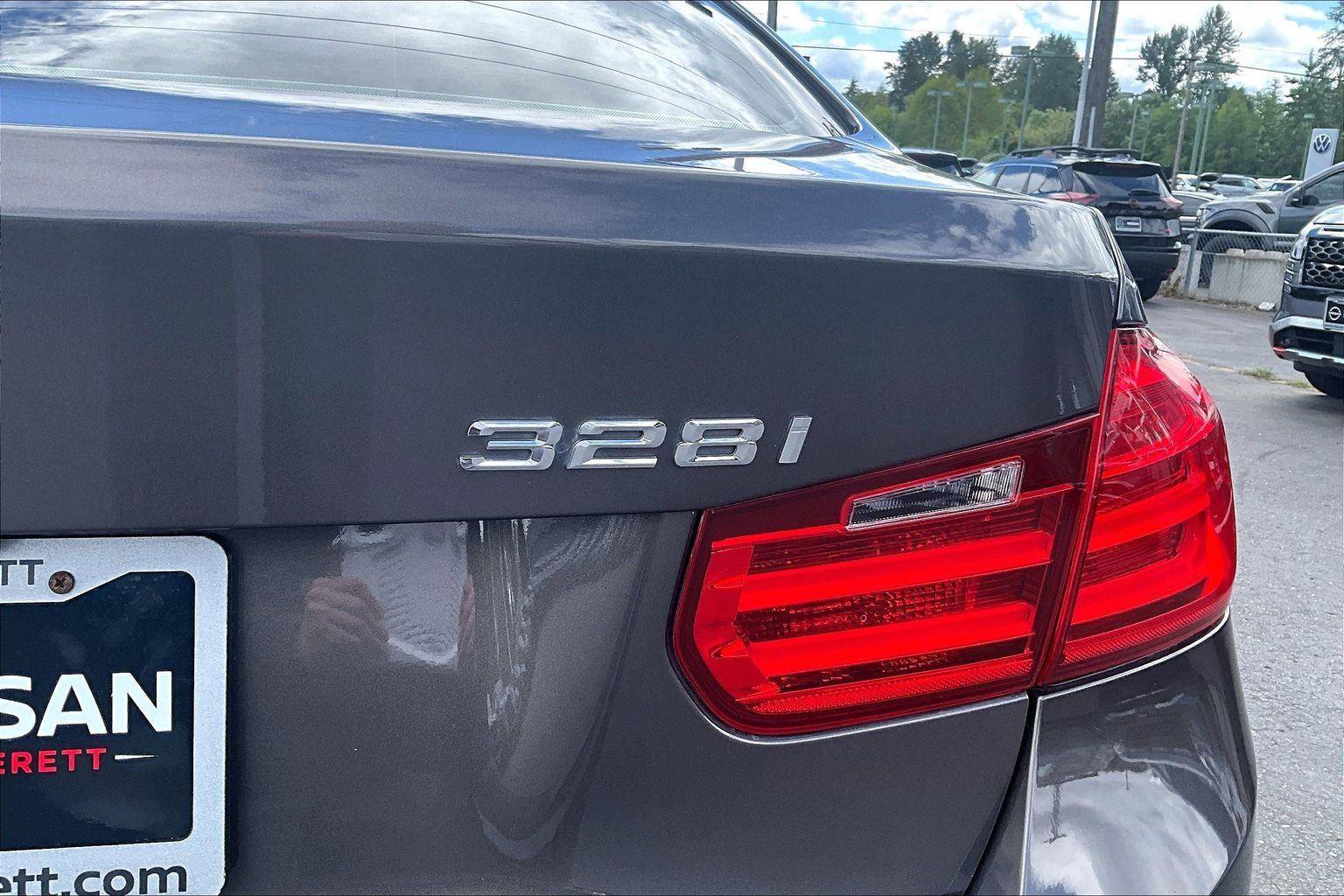 Used 2014 BMW 328i xDrive Sedan AWD/4WD image 23