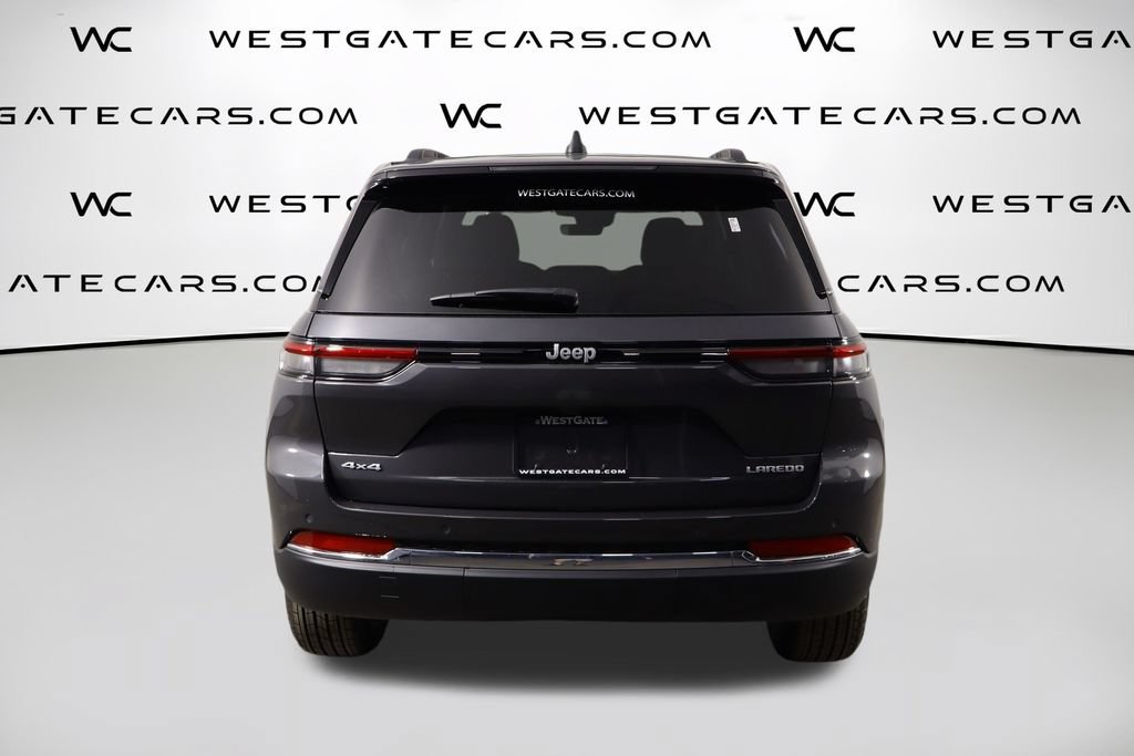 New 2026 Jeep Grand Cherokee Laredo X AWD/4WD image 4