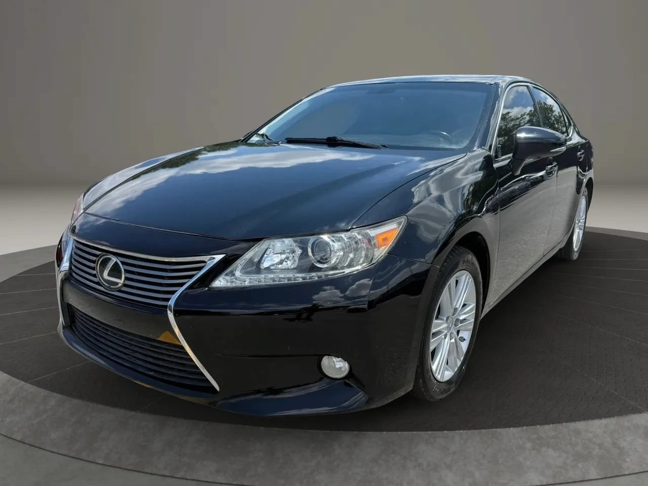 Used 2015 Lexus ES 350 FWD image 1