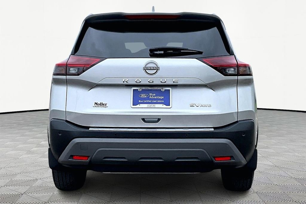 Used 2023 Nissan Rogue SV AWD/4WD image 4