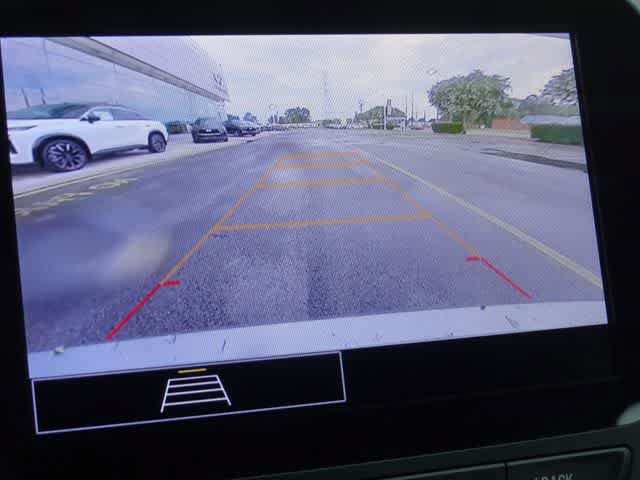 Used 2024 Chevrolet Malibu LT FWD image 26