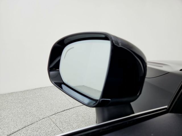 Used 2019 Volvo XC60 T5 Momentum w/ Premium Package image 17