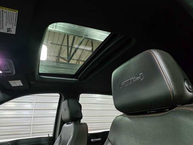 Used 2021 GMC Sierra 1500 AT4 image 17