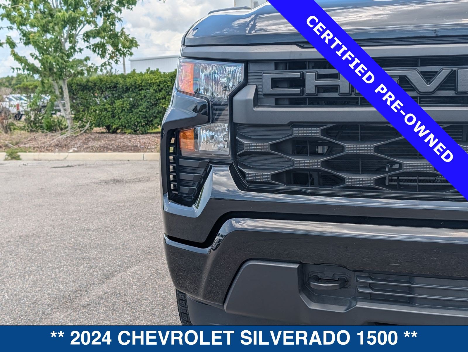 Used 2024 Chevrolet Silverado 1500 Custom w/ Turbomax Blackout Package AWD/4WD image 10