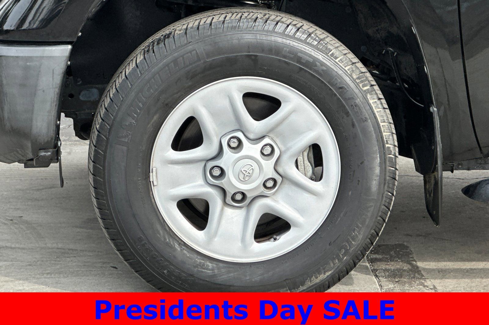 Used 2019 Toyota Tundra SR image 24