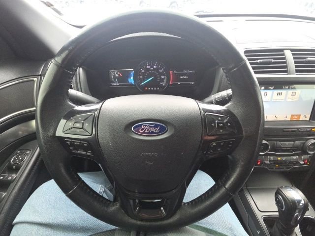 Used 2018 Ford Explorer XLT w/ Equipment Group 202A image 35