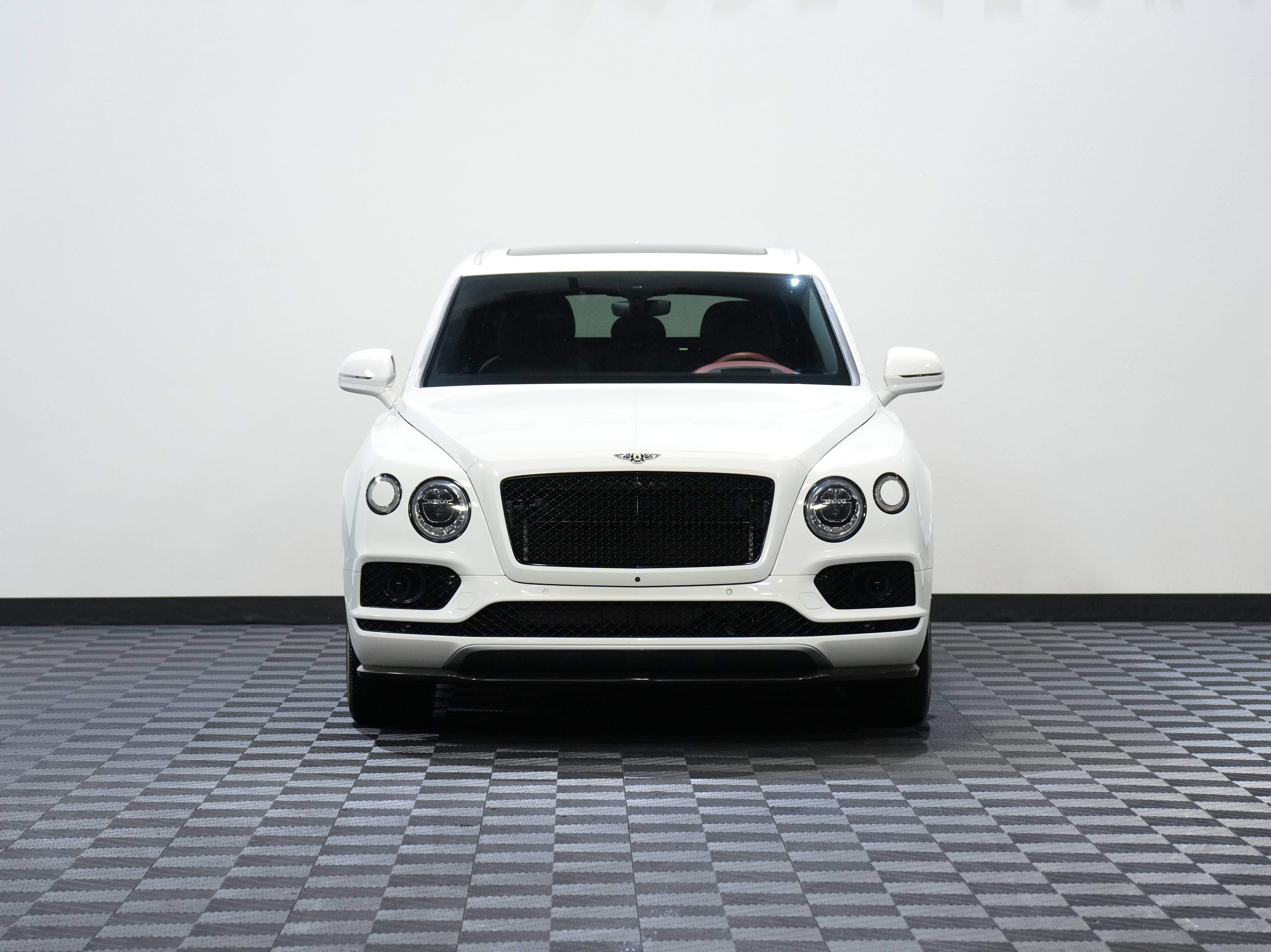 Used 2018 Bentley Bentayga AWD/4WD image 4
