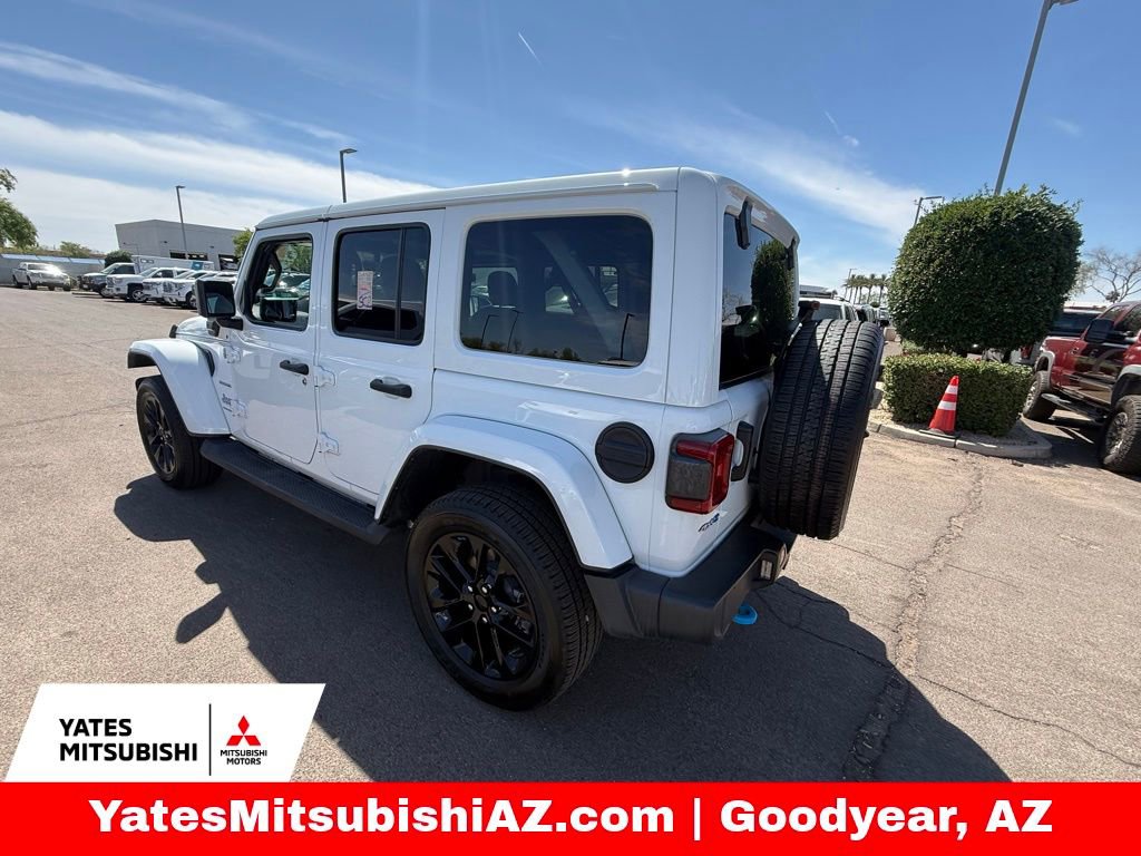 Used 2023 Jeep Wrangler Unlimited Sahara w/ Cold Weather Group image 6