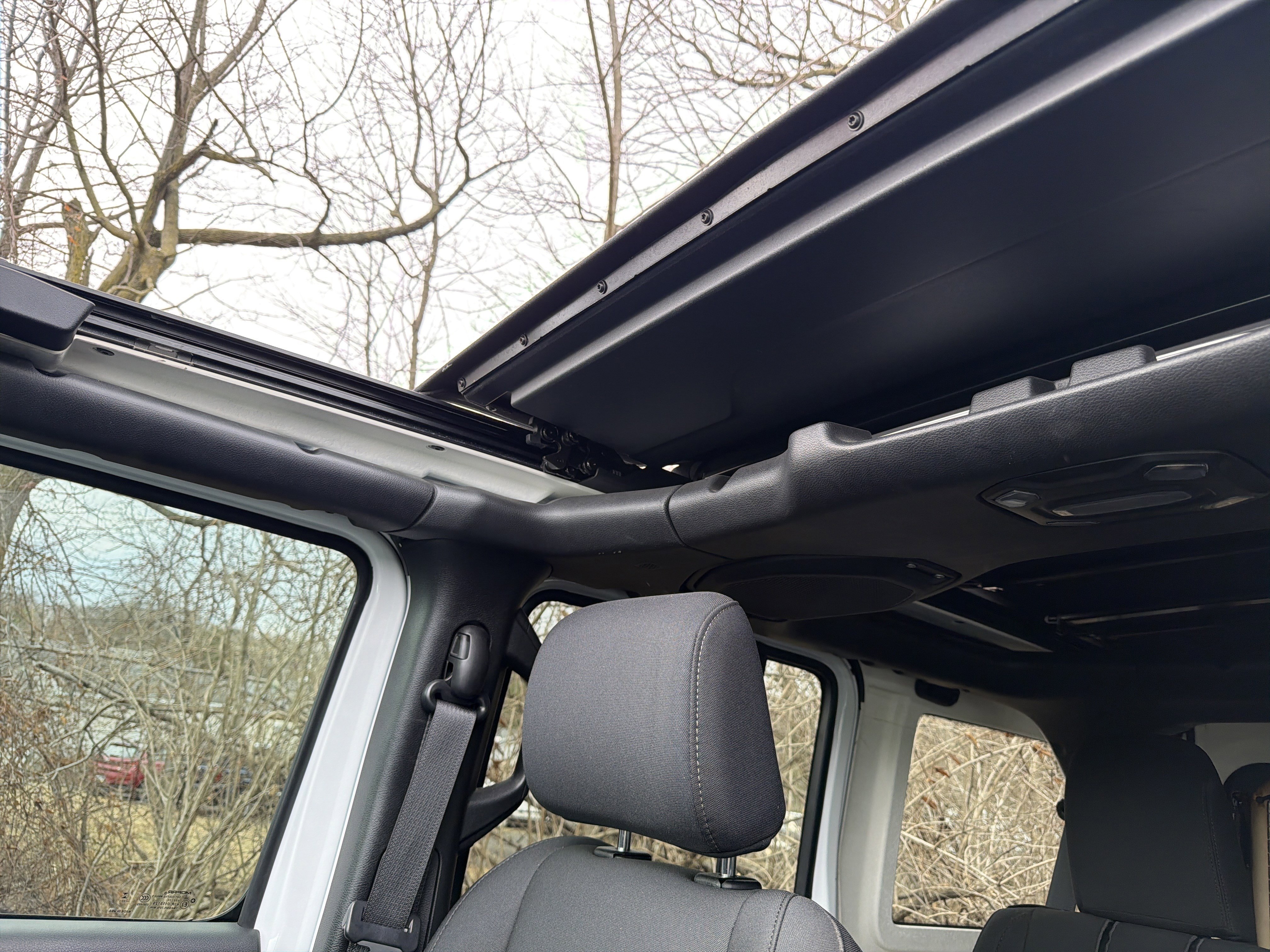 Certified 2023 Jeep Wrangler Willys AWD/4WD image 29