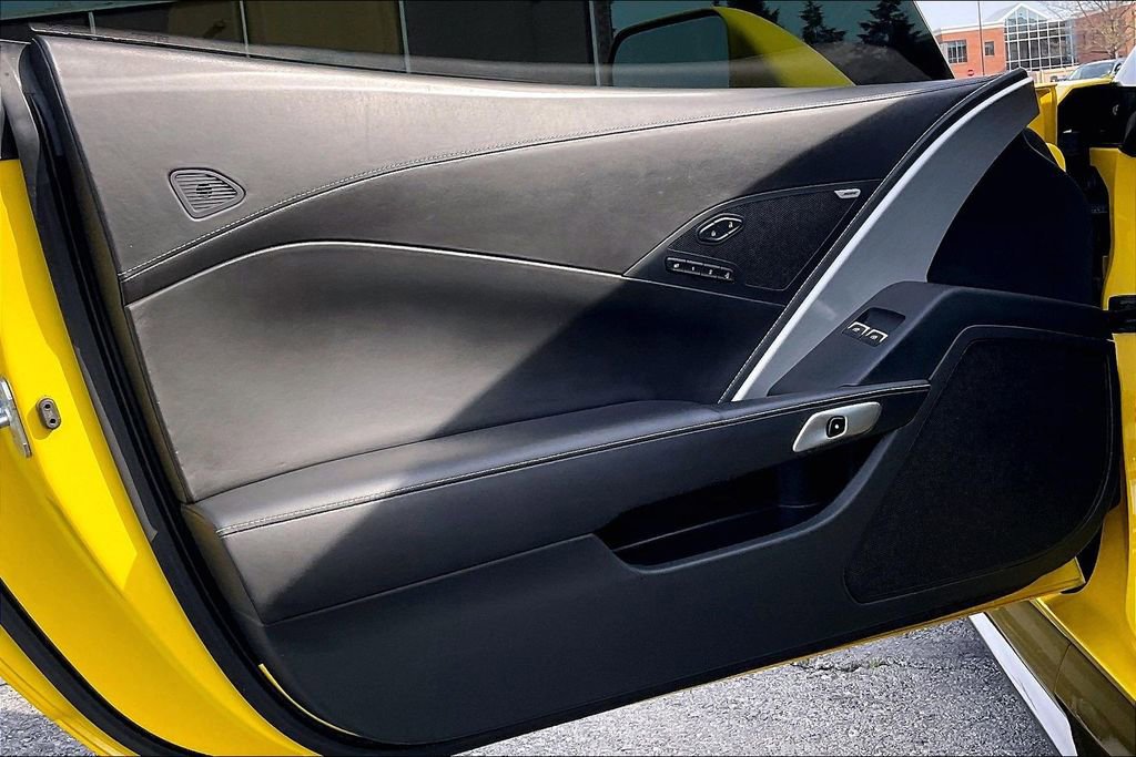 Used 2019 Chevrolet Corvette Stingray Convertible w/ 3LT Preferred Equipment Group RWD image 22