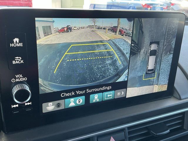 Used 2025 Honda Pilot Black Edition image 29