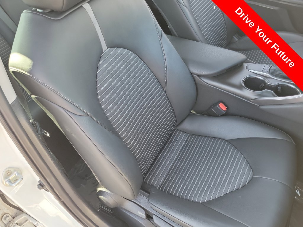 Used 2023 Toyota Camry SE FWD image 18