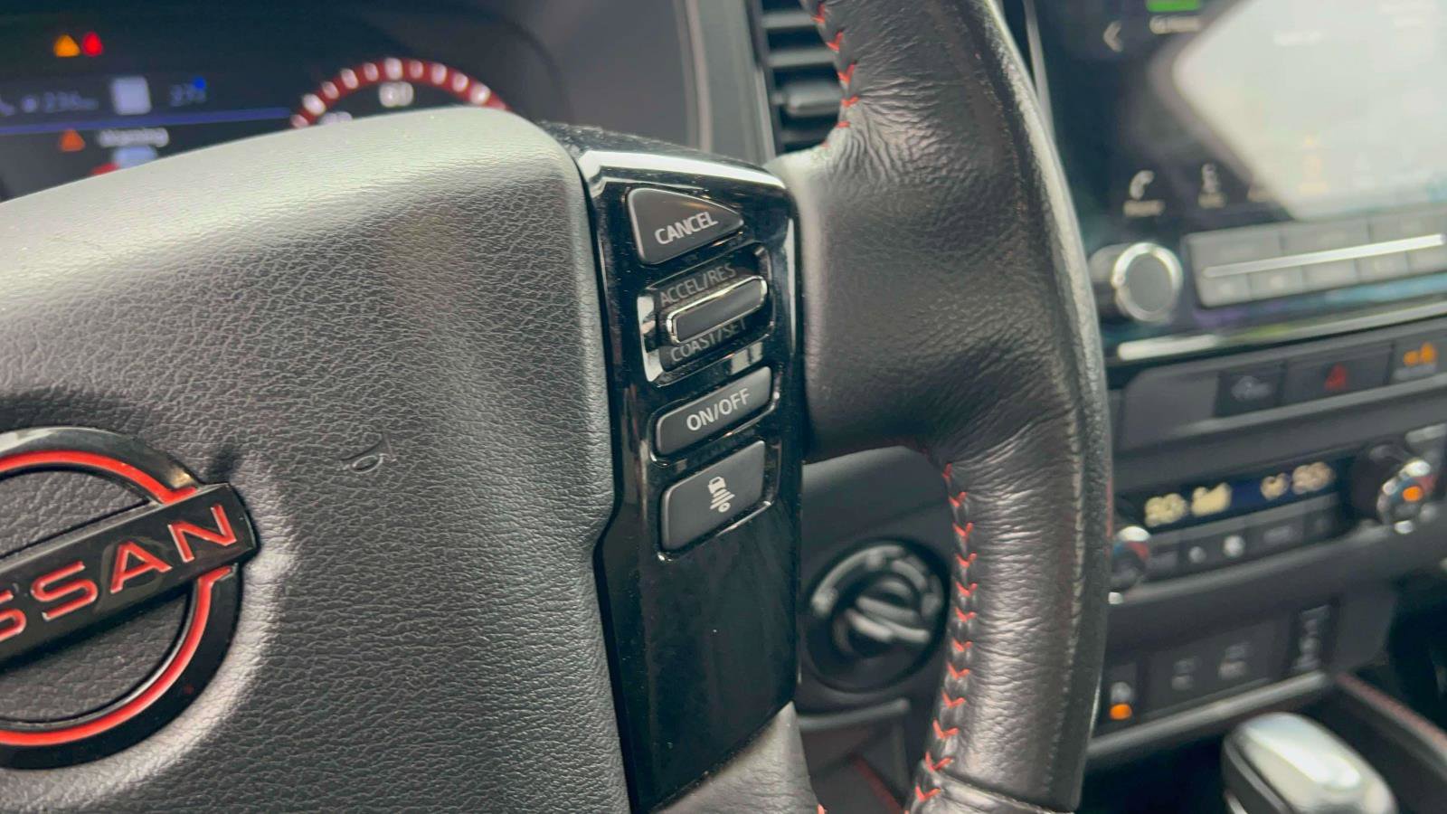 Used 2024 Nissan Frontier PRO-4X w/ Pro Premium Package image 22