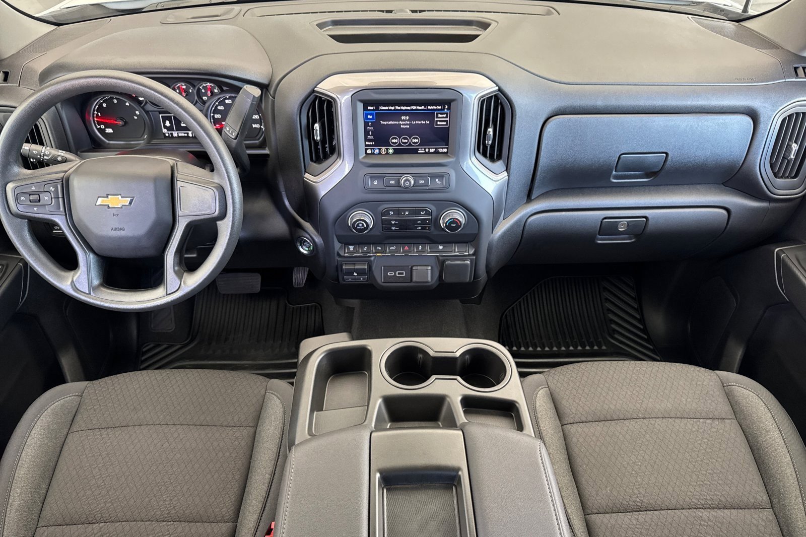 Used 2025 Chevrolet Silverado 2500 Custom w/ Custom Value Package AWD/4WD image 12