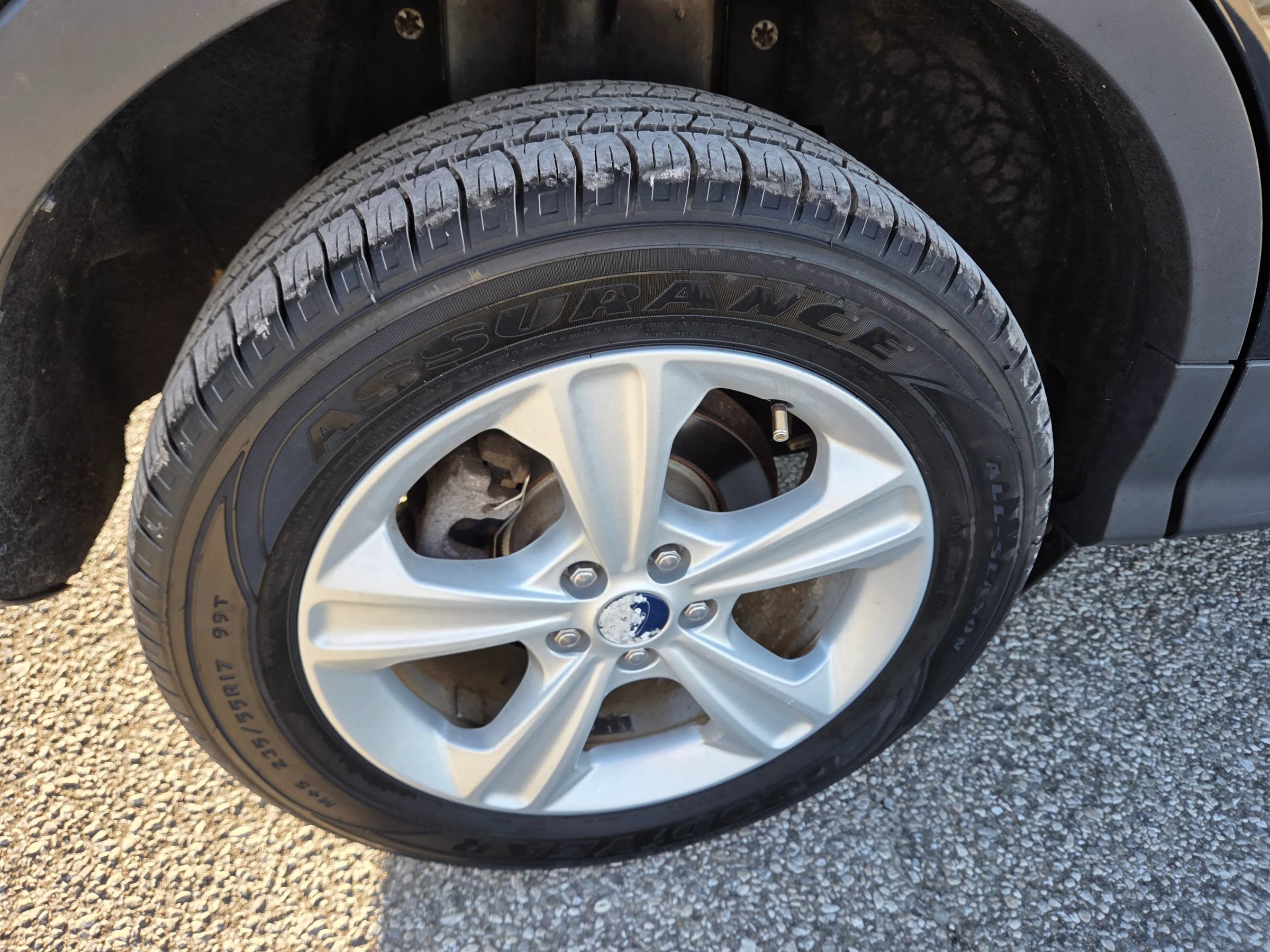 Used 2016 Ford Escape SE w/ Equipment Group 201A FWD image 14