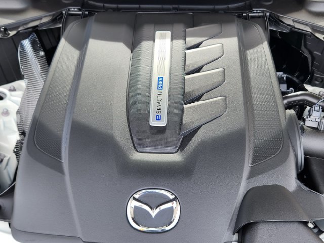 Used 2025 MAZDA CX-70 Plug-In Hybrid w/ Premium Plus AWD/4WD image 16