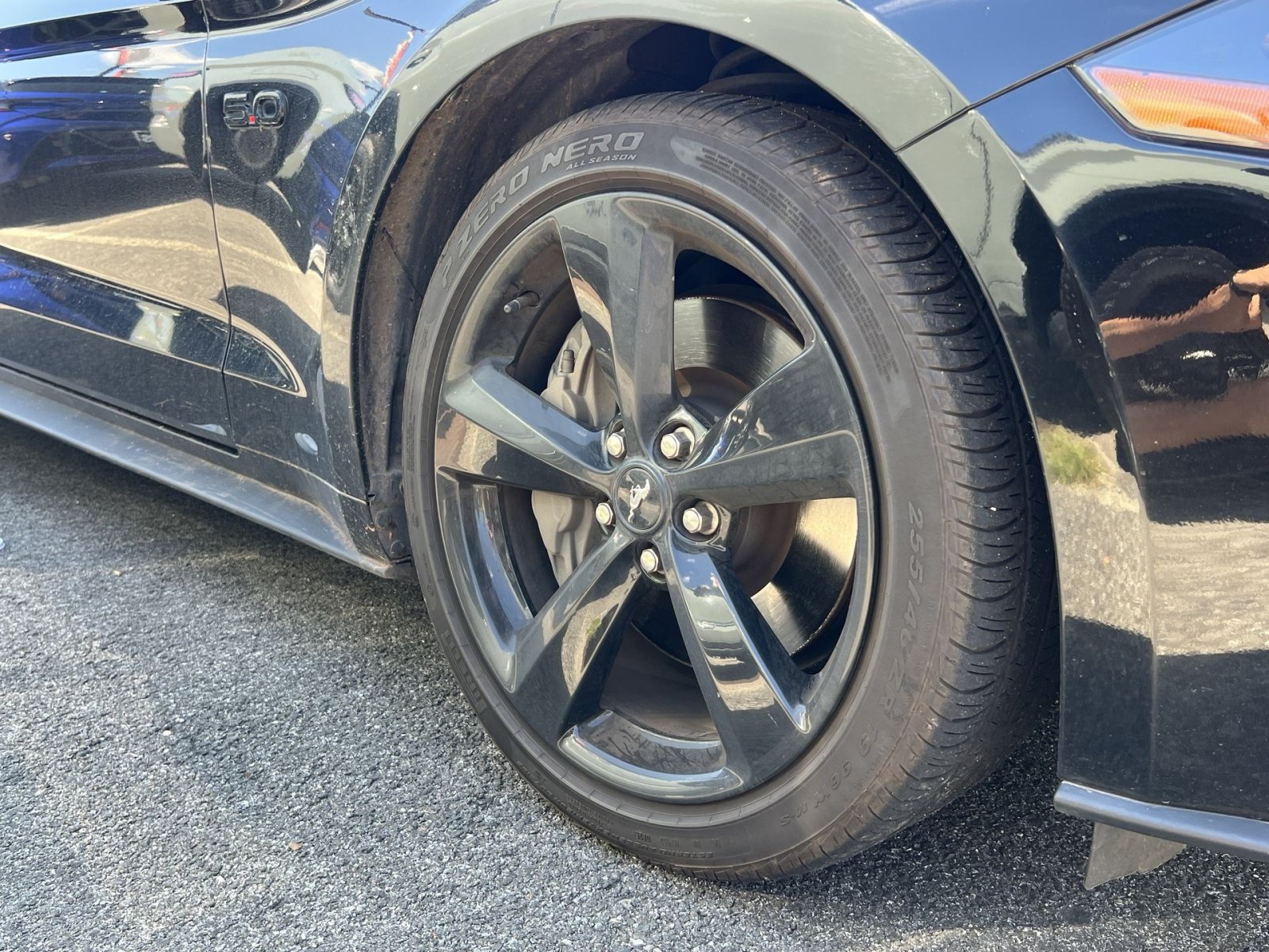 Used 2022 Ford Mustang GT Premium w/ Black Accent Package RWD image 11
