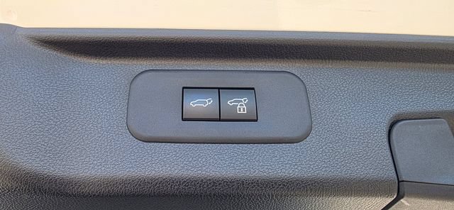 Used 2025 Toyota Grand Highlander AWD image 8