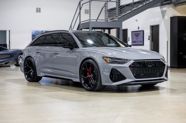 Used 2025 Audi RS 6 performance w/ Black Optic Package image 8