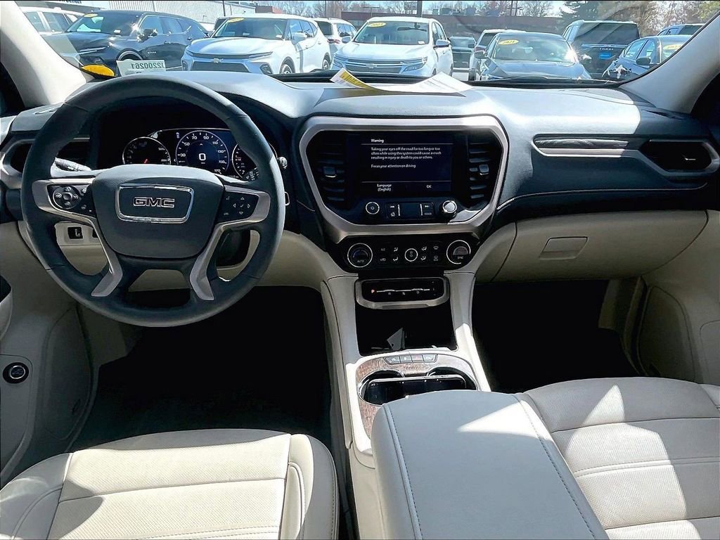 Used 2023 GMC Acadia Denali w/ Denali Ultimate Package AWD/4WD image 21