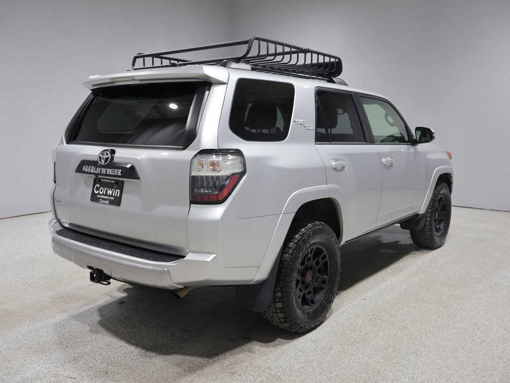 Used 2023 Toyota 4Runner TRD Off-Road Premium w/ Moonroof Package AWD/4WD image 2