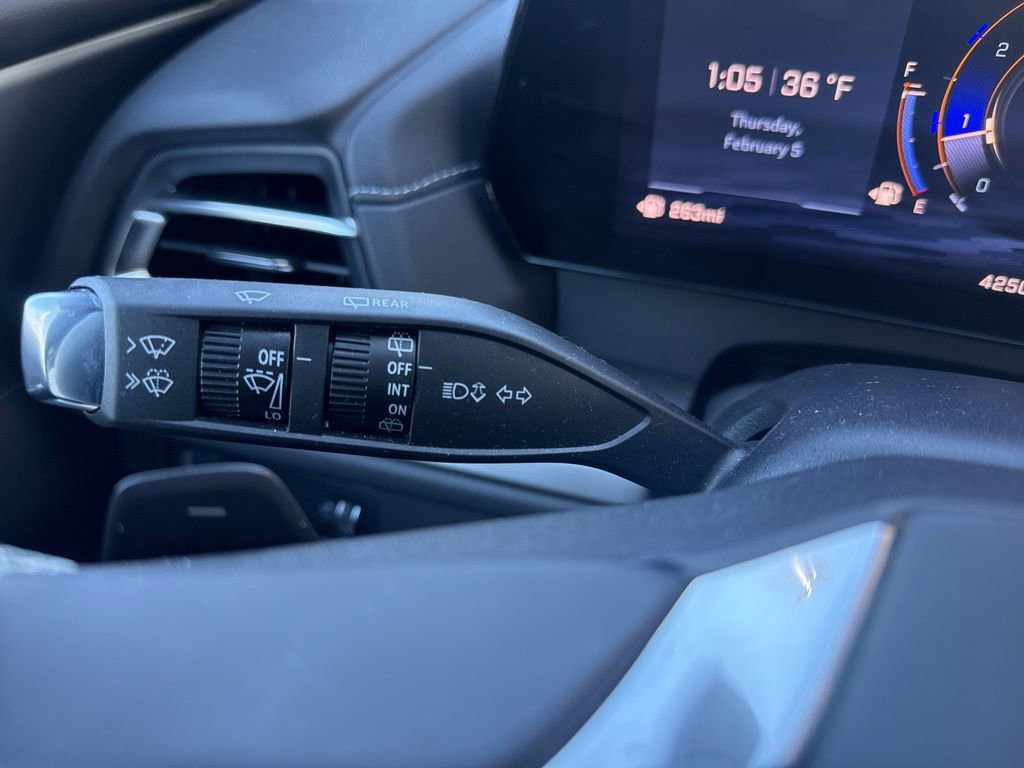 Used 2026 Chevrolet Traverse LT w/ Midnight/Sport Edition image 36