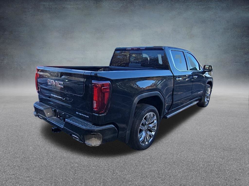 Used 2024 GMC Sierra 1500 Denali AWD/4WD image 9