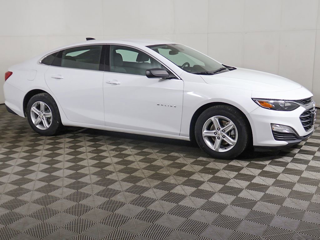 Used 2023 Chevrolet Malibu LS FWD image 11