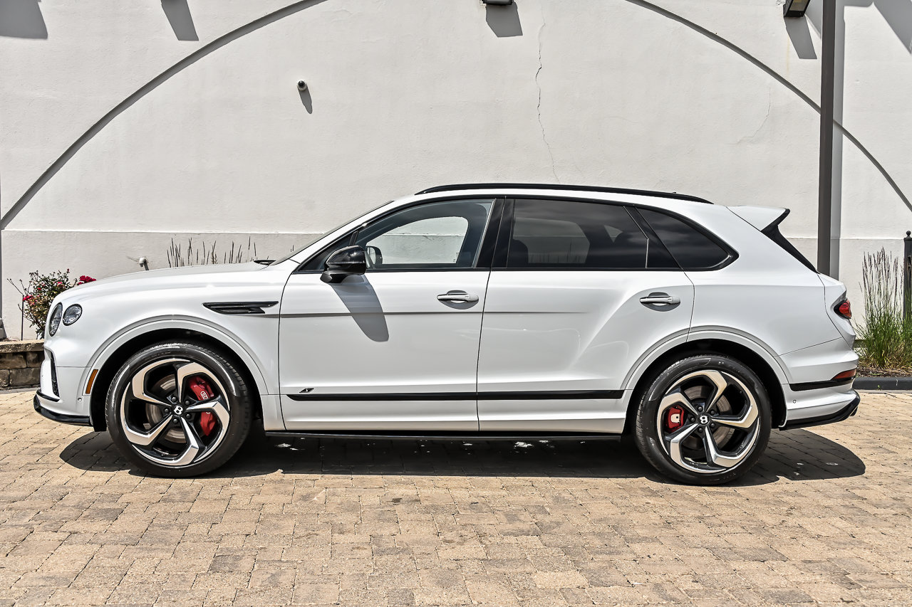 Used 2022 Bentley Bentayga AWD/4WD image 10